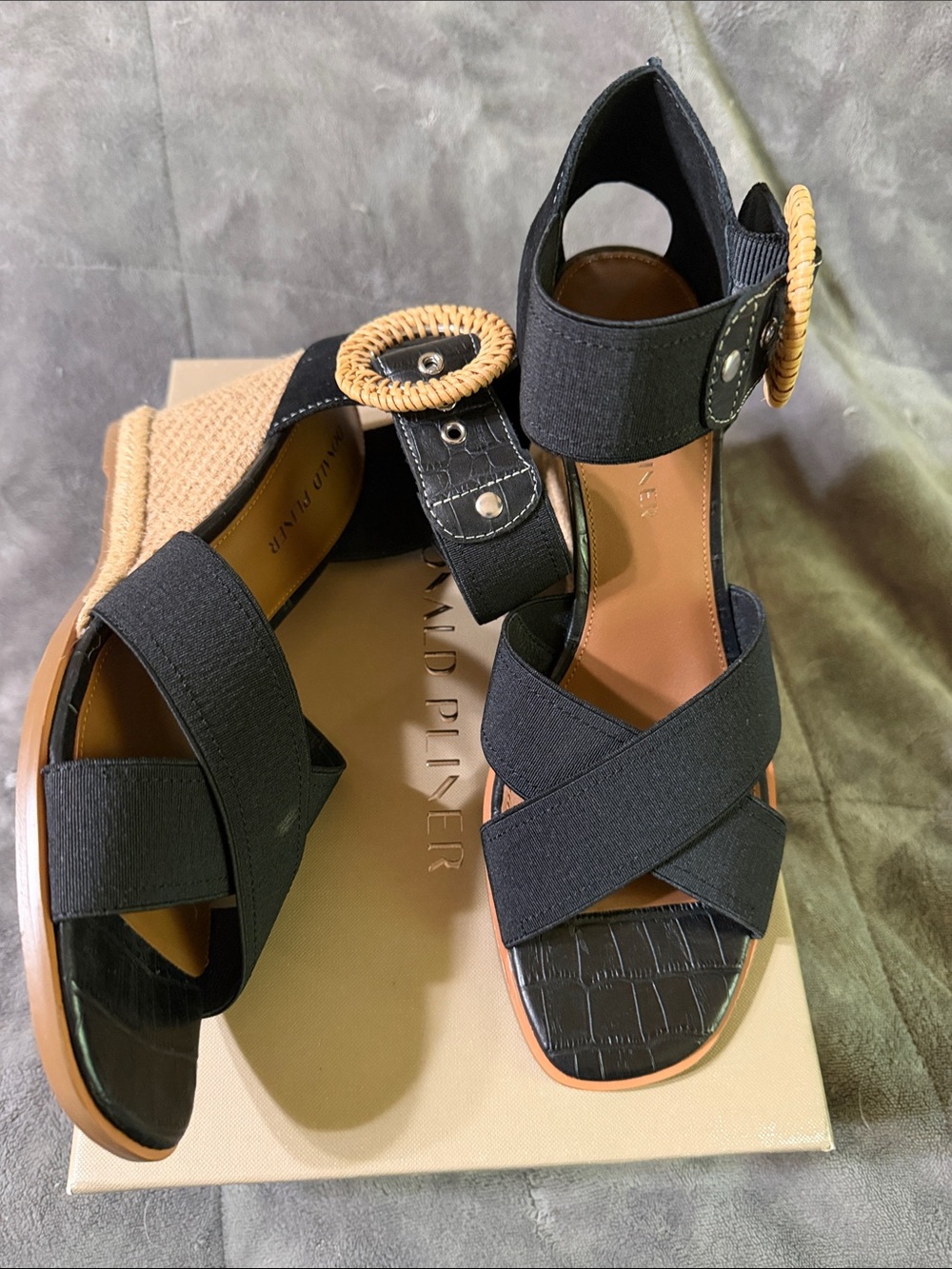 Donald J. Pliner Black Crisscross Wedge Sandals with Rope Buckle Sz 9.5. NIB